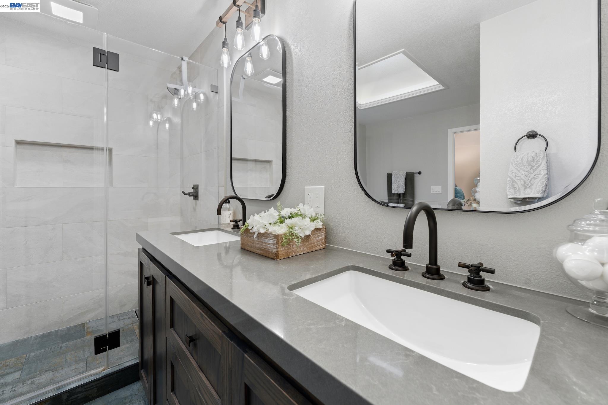 Detail Gallery Image 37 of 59 For 2726 Chateau Way, Livermore,  CA 94550 - 3 Beds | 2/1 Baths