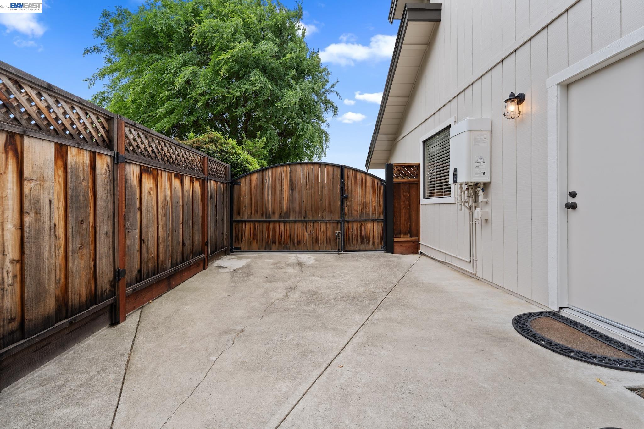 Detail Gallery Image 50 of 59 For 2726 Chateau Way, Livermore,  CA 94550 - 3 Beds | 2/1 Baths