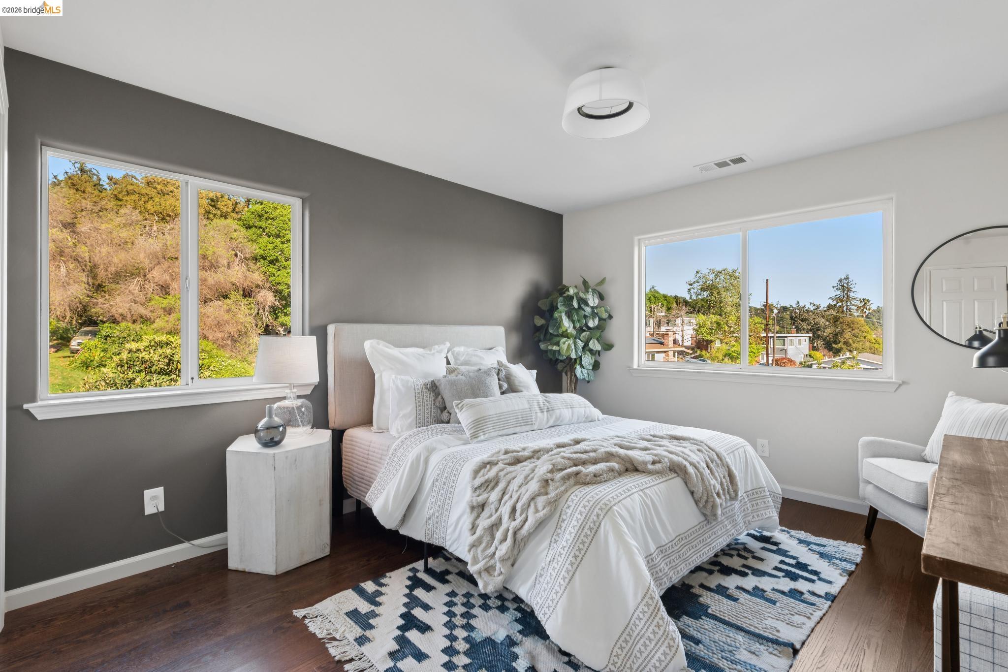 Detail Gallery Image 26 of 51 For 4021 Maybelle Ave, Oakland,  CA 94619 - 4 Beds | 3 Baths