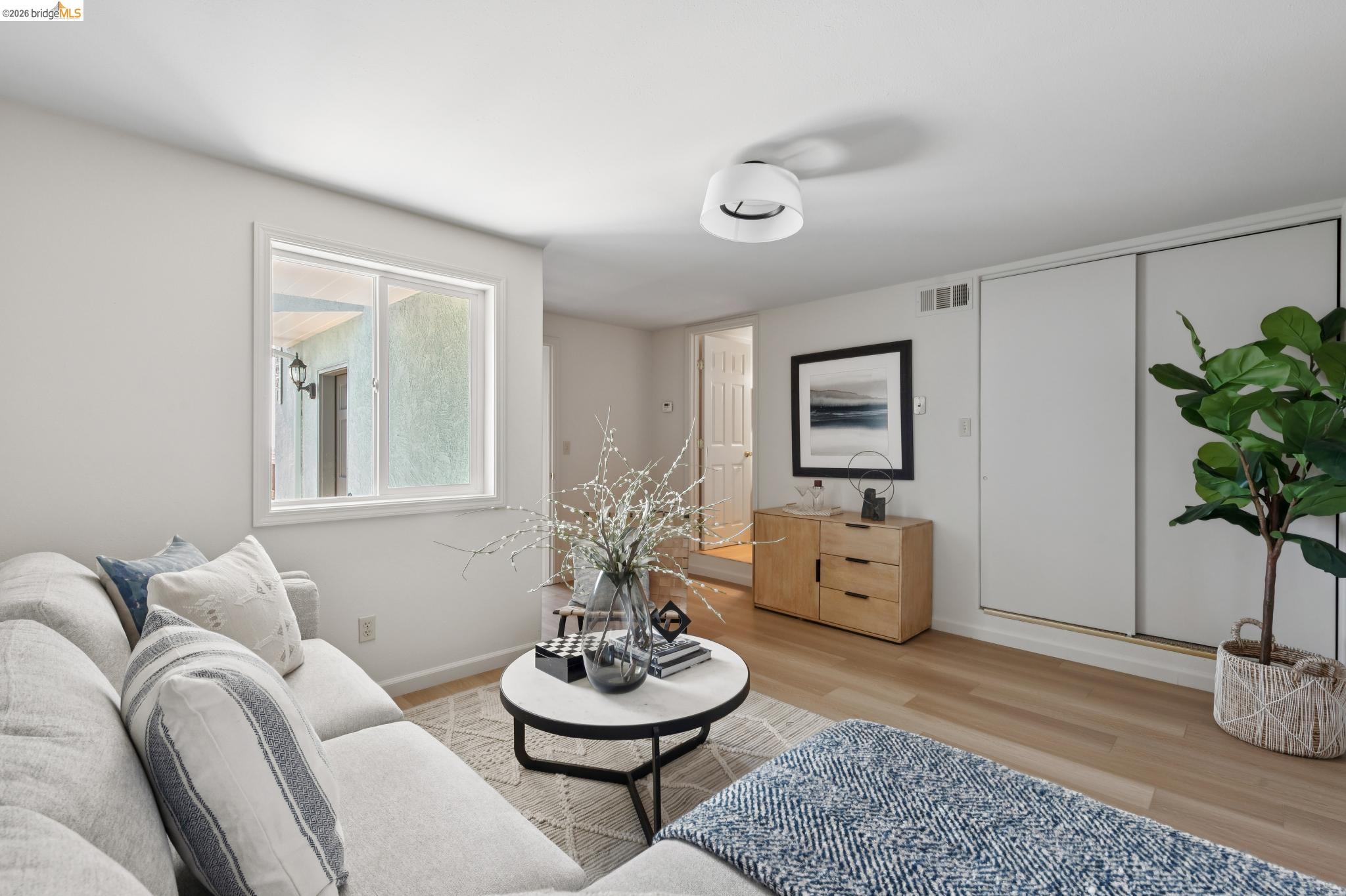 Detail Gallery Image 35 of 51 For 4021 Maybelle Ave, Oakland,  CA 94619 - 4 Beds | 3 Baths