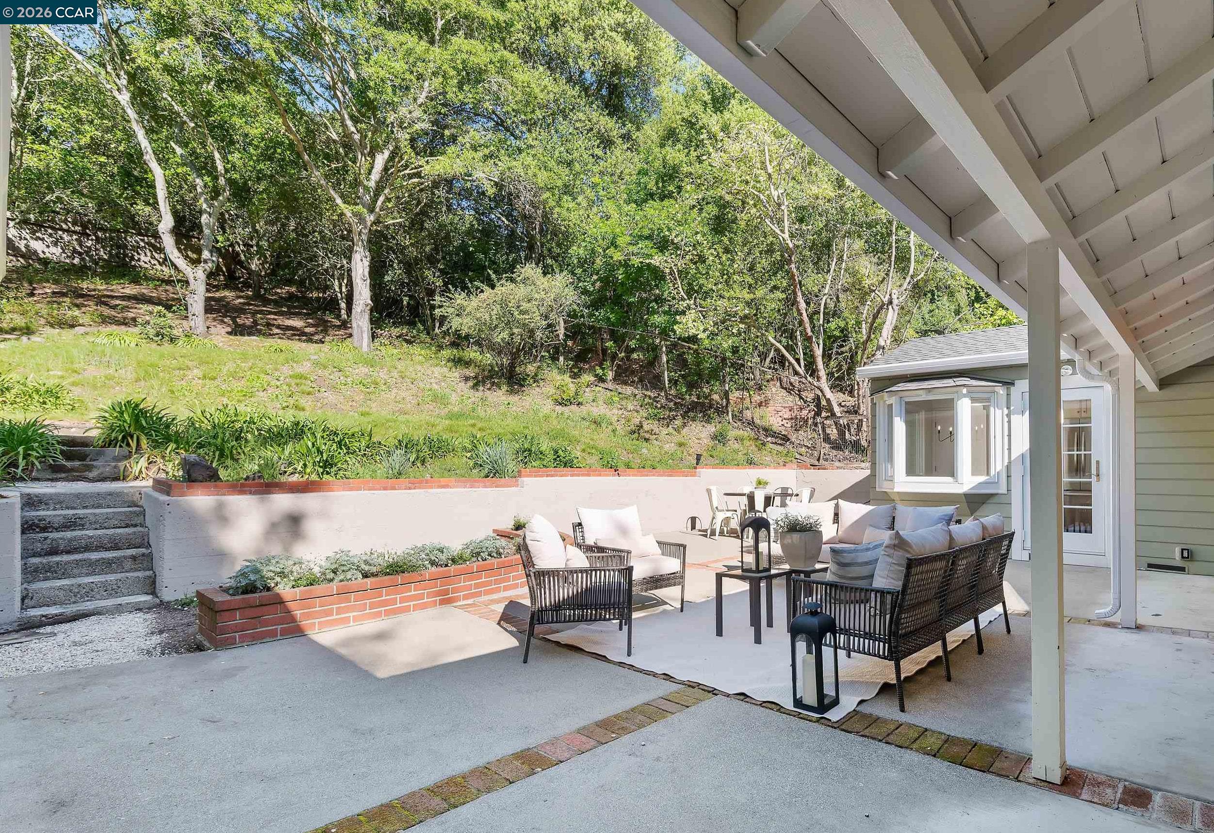 Detail Gallery Image 18 of 23 For 120 Las Vegas, Orinda,  CA 94563 - 3 Beds | 2 Baths