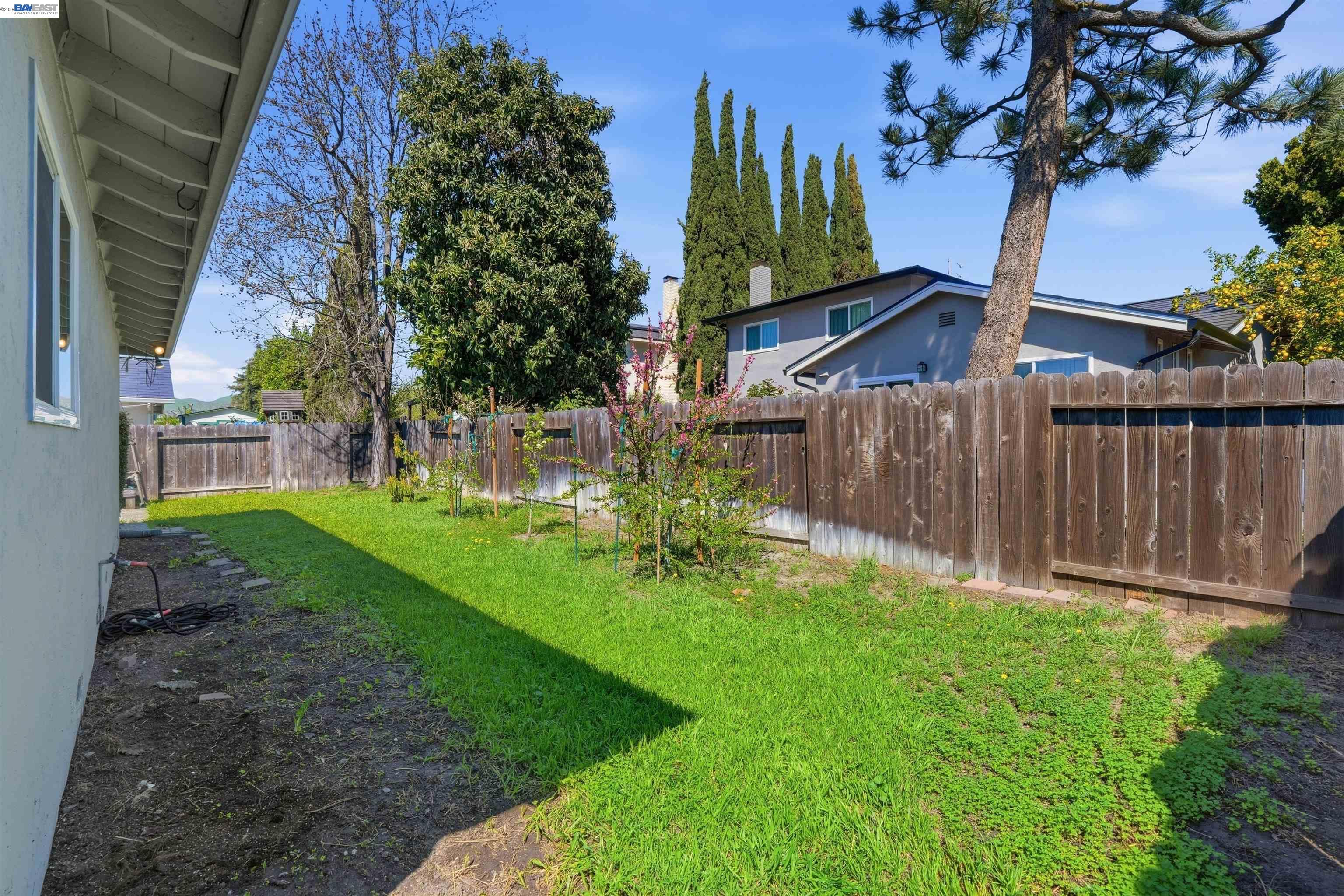 Detail Gallery Image 32 of 40 For 6635 Maple Dr, Dublin,  CA 94568 - 3 Beds | 2 Baths