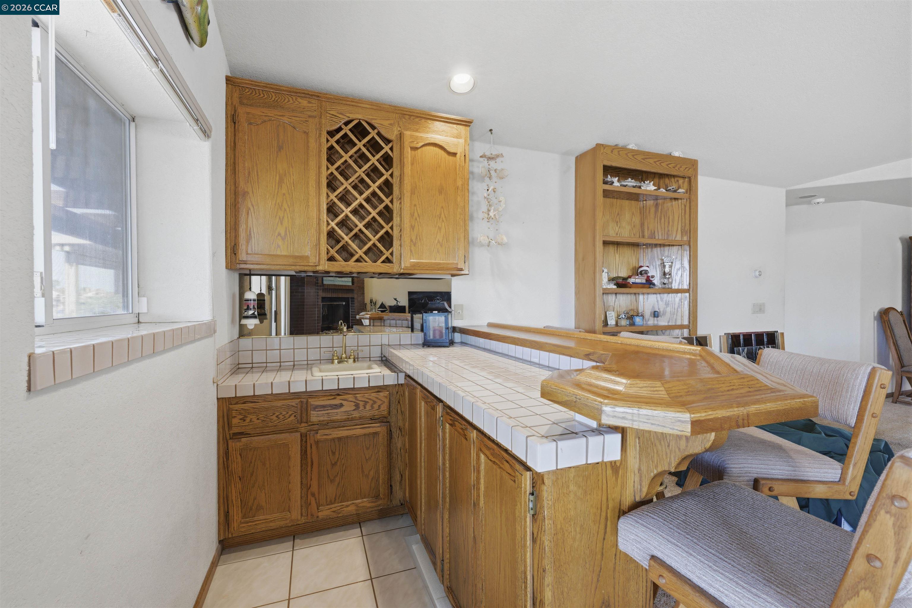 Detail Gallery Image 11 of 32 For 2008 Windward Pt, Discovery Bay,  CA 94505 - 3 Beds | 2/1 Baths