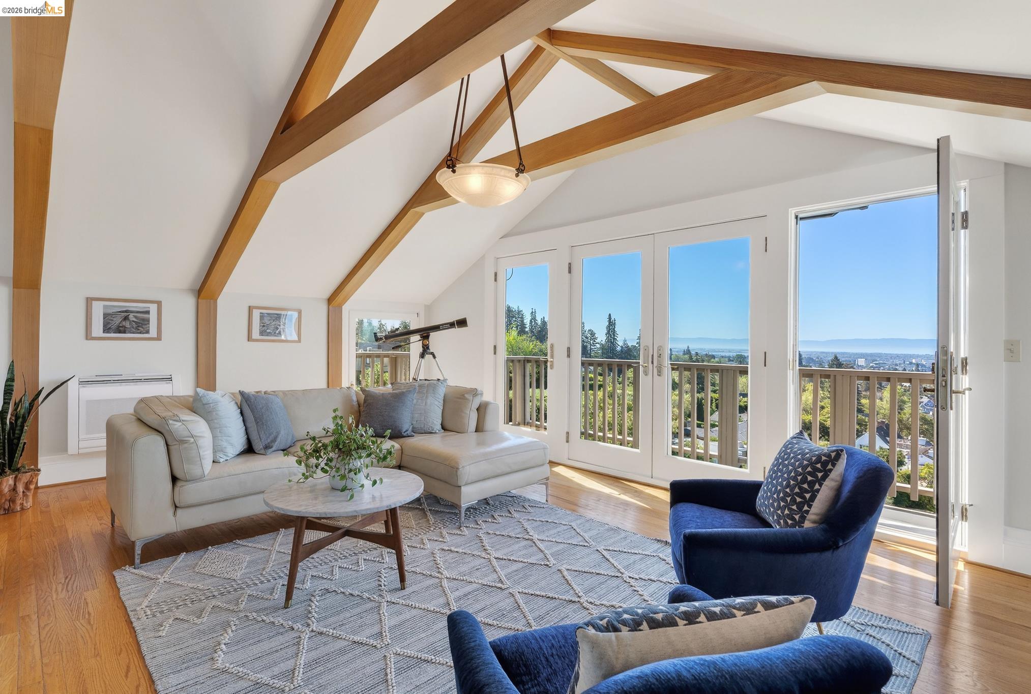 Detail Gallery Image 18 of 60 For 316 Pacific Ave, Piedmont,  CA 94611 - 4 Beds | 2/2 Baths