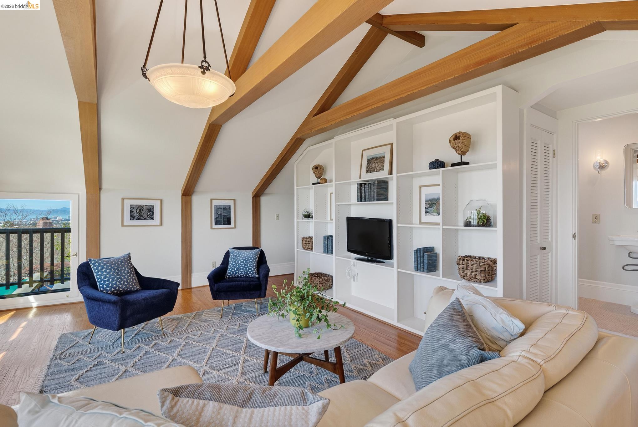 Detail Gallery Image 24 of 60 For 316 Pacific Ave, Piedmont,  CA 94611 - 4 Beds | 2/2 Baths