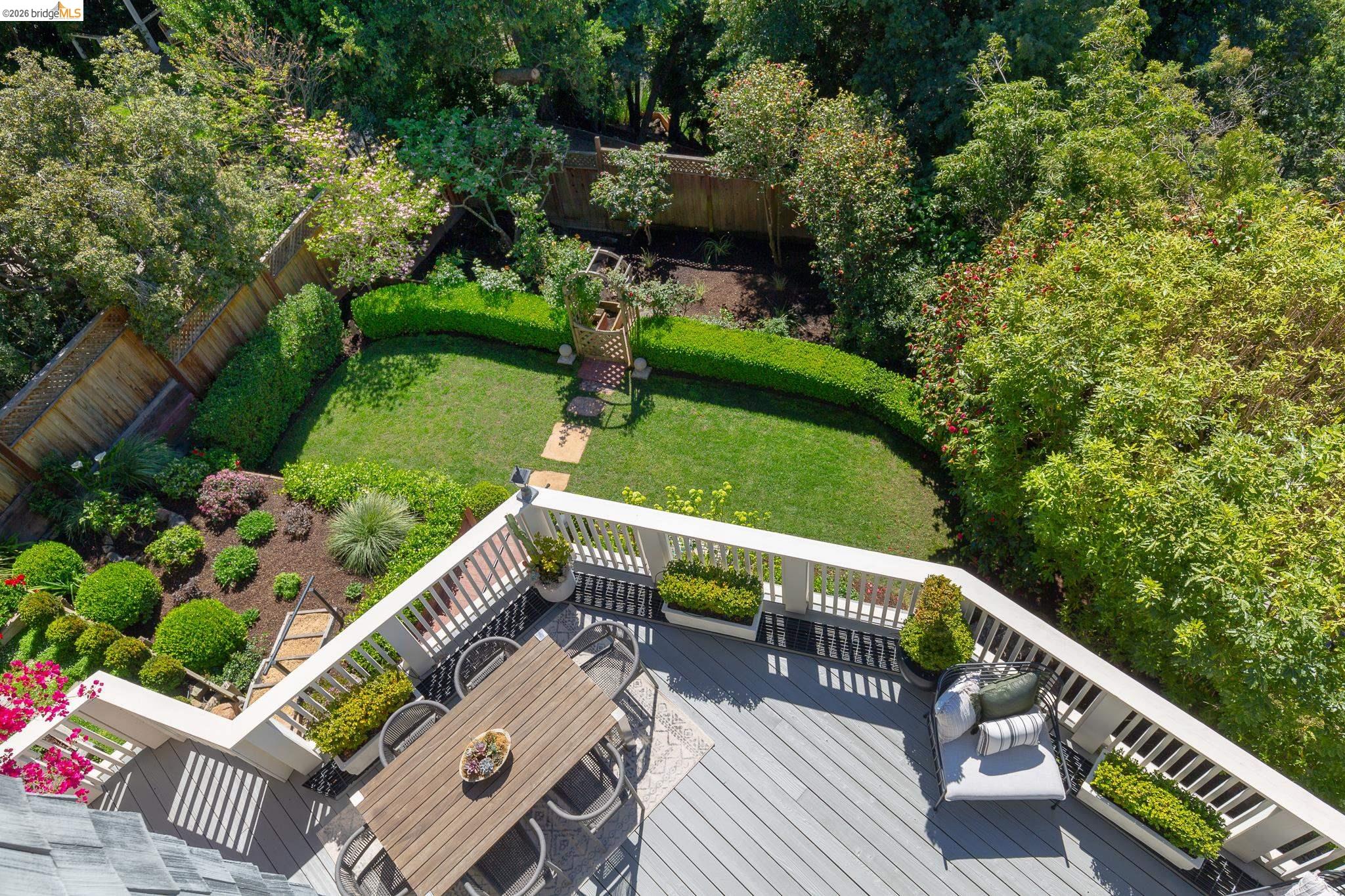 Detail Gallery Image 40 of 60 For 316 Pacific Ave, Piedmont,  CA 94611 - 4 Beds | 2/2 Baths