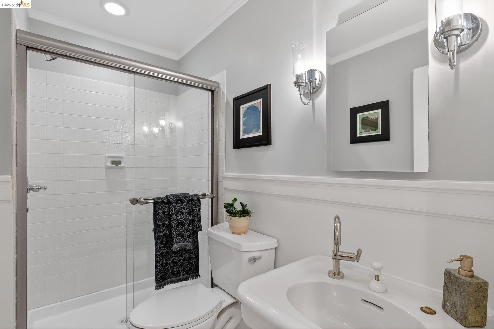 Detail Gallery Image 46 of 60 For 316 Pacific Ave, Piedmont,  CA 94611 - 4 Beds | 2/2 Baths