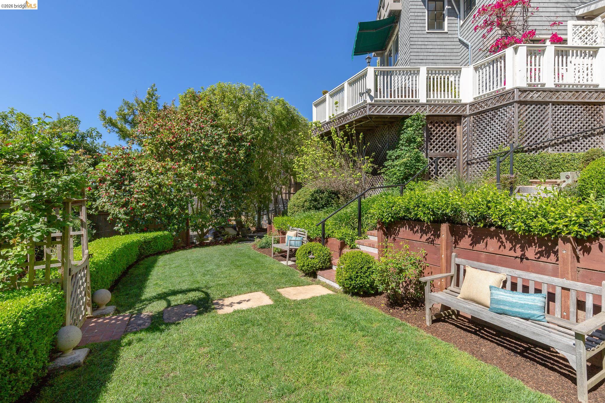 Detail Gallery Image 59 of 60 For 316 Pacific Ave, Piedmont,  CA 94611 - 4 Beds | 2/2 Baths