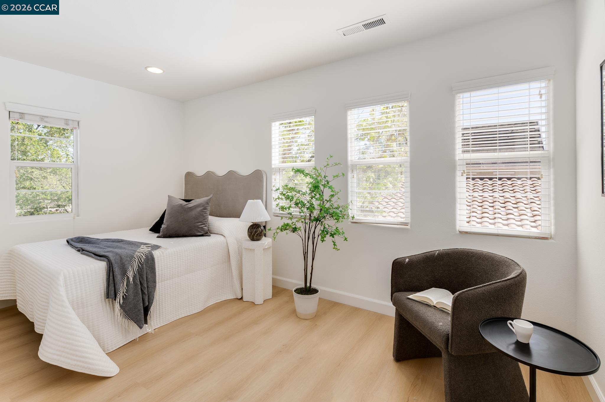 Detail Gallery Image 35 of 44 For 2359 Magnolia Bridge Dr, San Ramon,  CA 94582 - 5 Beds | 4 Baths