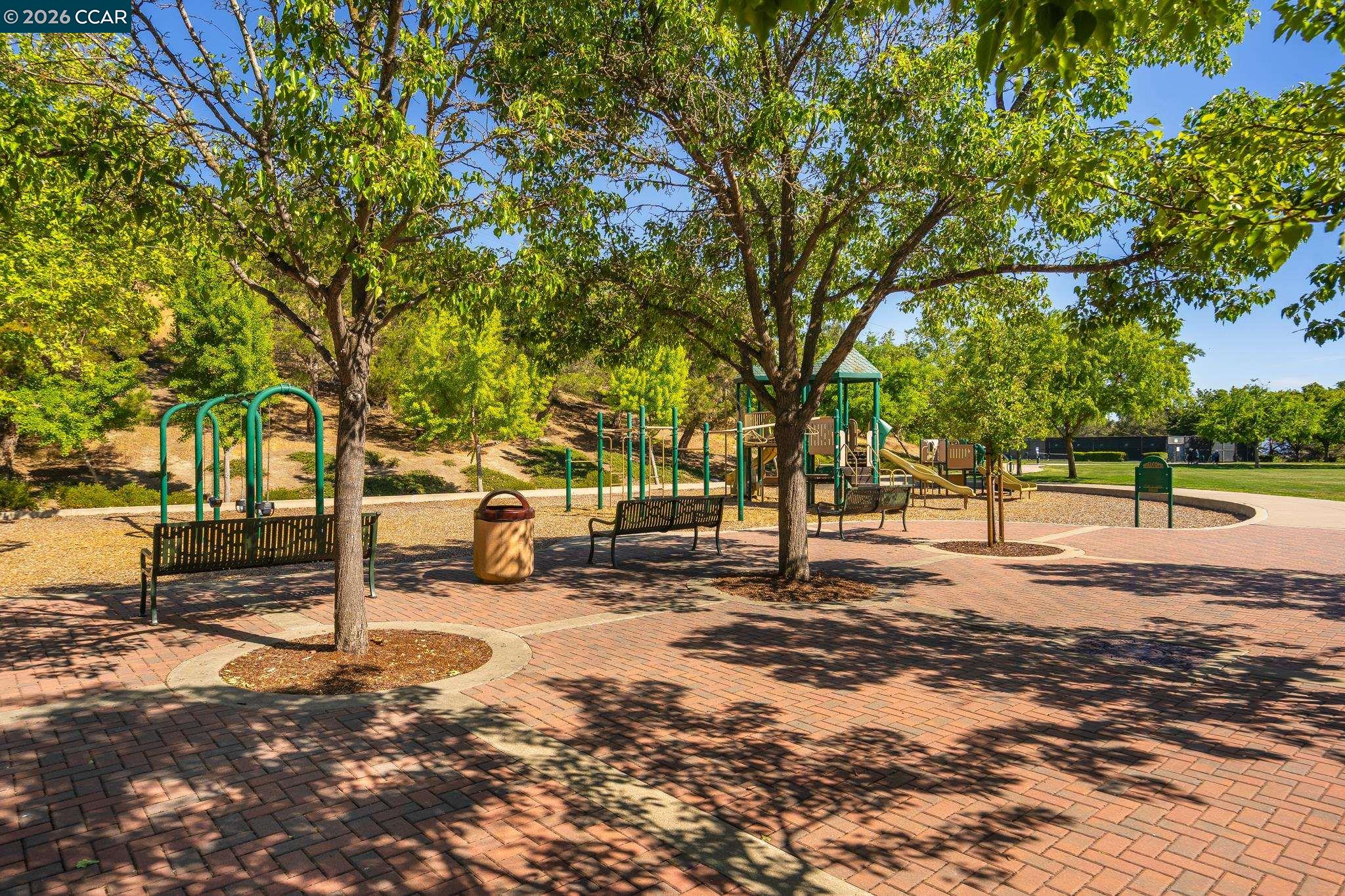 Detail Gallery Image 41 of 44 For 2359 Magnolia Bridge Dr, San Ramon,  CA 94582 - 5 Beds | 4 Baths