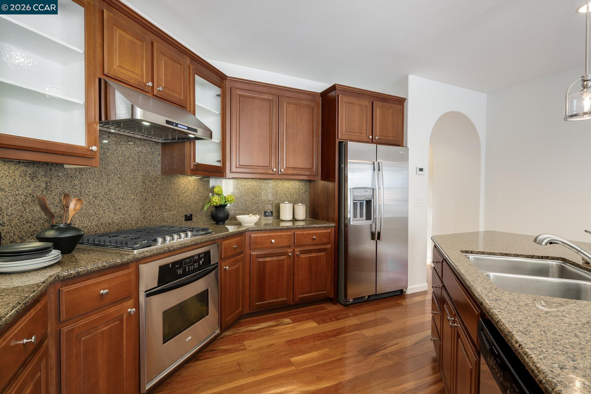 Detail Gallery Image 10 of 44 For 2359 Magnolia Bridge Dr, San Ramon,  CA 94582 - 5 Beds | 4 Baths