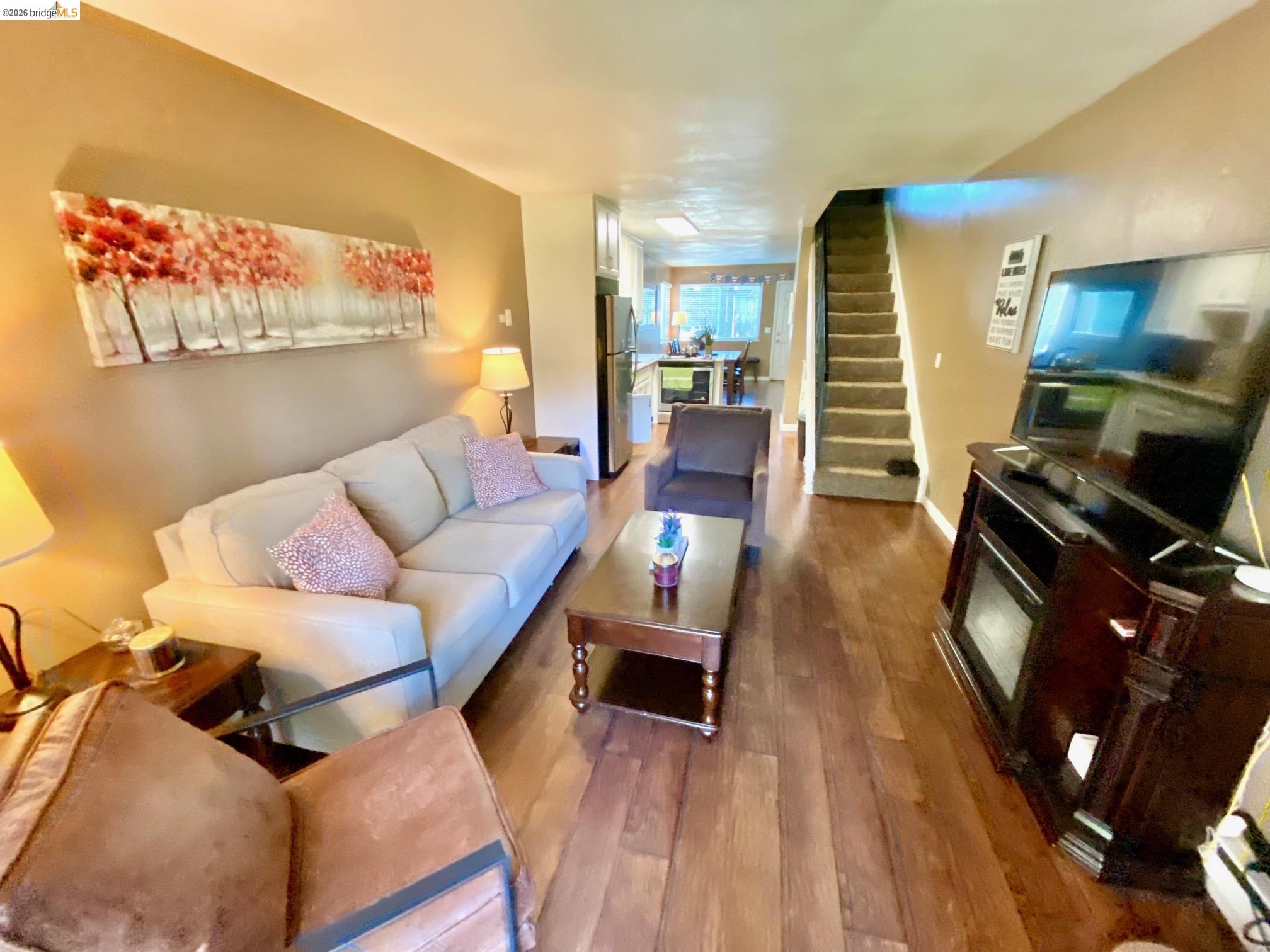 Detail Gallery Image 5 of 43 For 19080 Dyer Ct #7,  Groveland,  CA 95321 - 2 Beds | 2 Baths