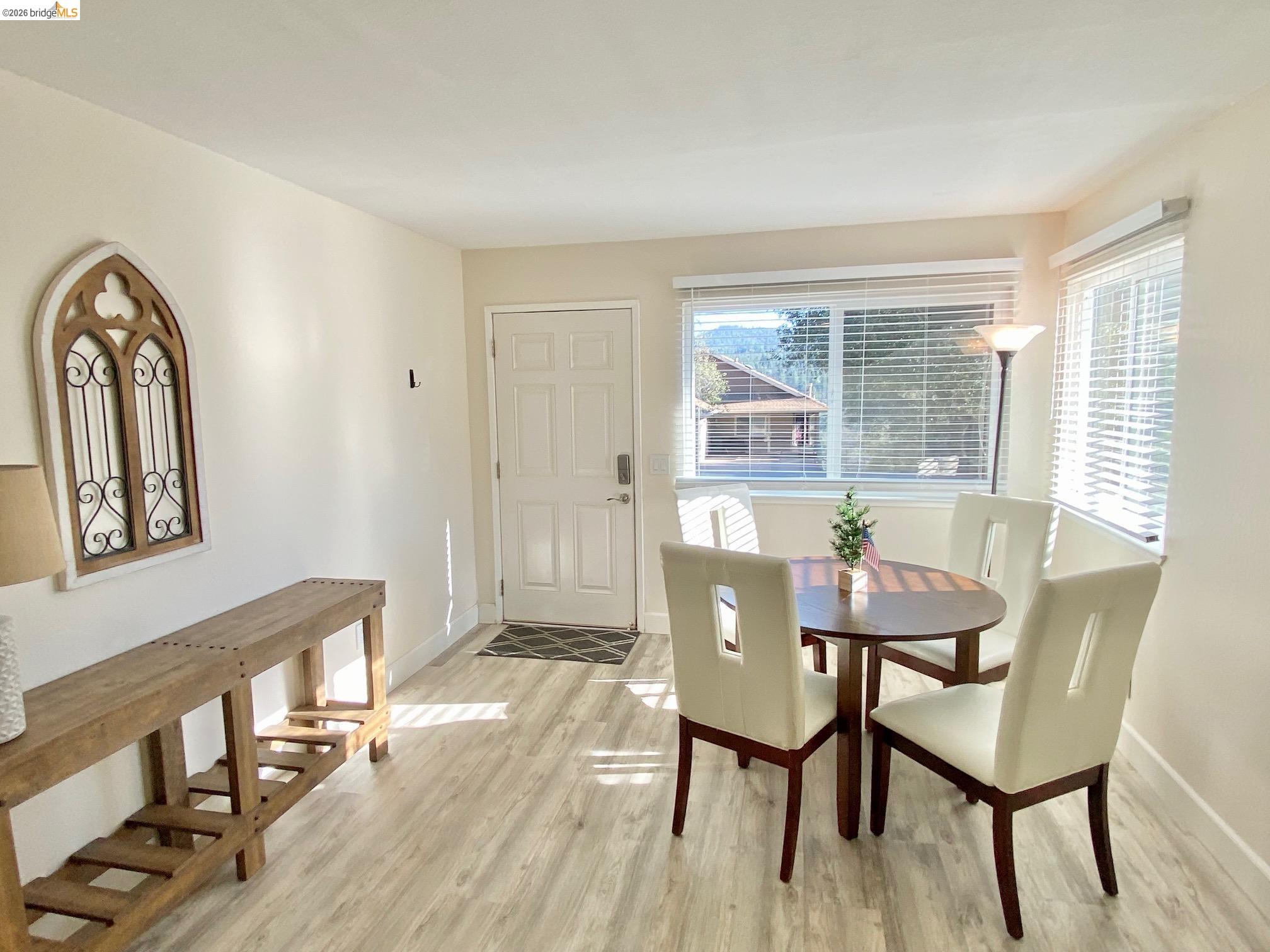 Detail Gallery Image 14 of 46 For 19096 Dyer Ct #2,  Groveland,  CA 95321 - 2 Beds | 2 Baths