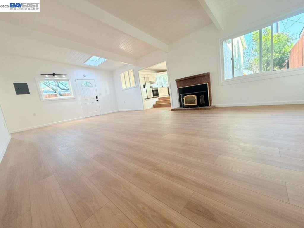 Detail Gallery Image 14 of 50 For 5212 Creely Ave, Richmond,  CA 94804 - 3 Beds | 2/1 Baths