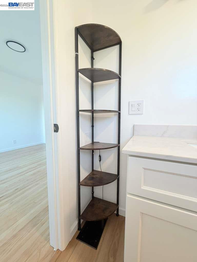 Detail Gallery Image 34 of 50 For 5212 Creely Ave, Richmond,  CA 94804 - 3 Beds | 2/1 Baths