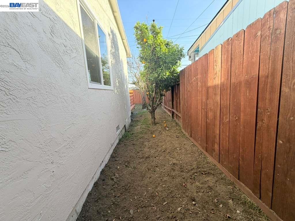 Detail Gallery Image 46 of 50 For 5212 Creely Ave, Richmond,  CA 94804 - 3 Beds | 2/1 Baths