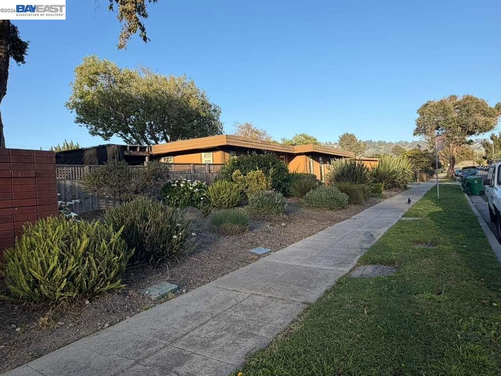 Detail Gallery Image 50 of 50 For 5212 Creely Ave, Richmond,  CA 94804 - 3 Beds | 2/1 Baths