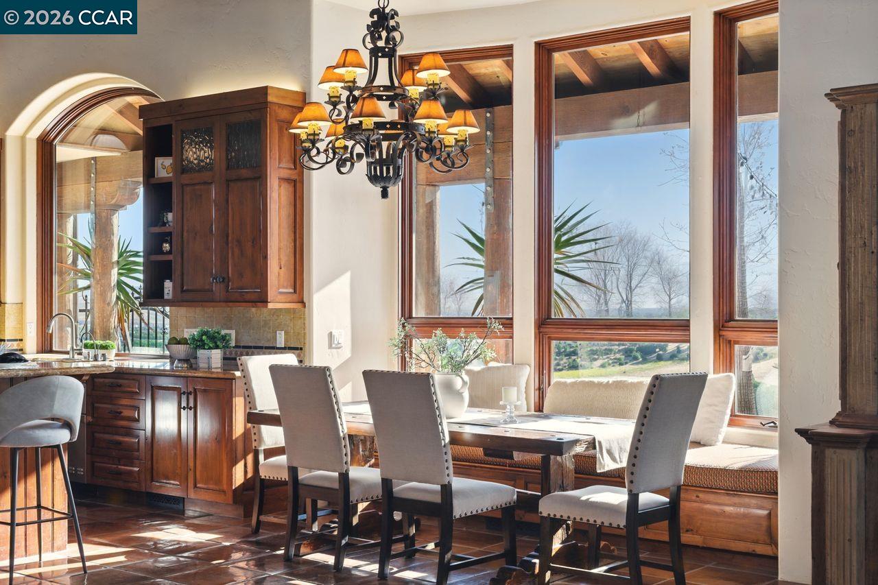 Detail Gallery Image 23 of 60 For 1615 Lawrence Rd, Danville,  CA 94506 - 4 Beds | 5/1 Baths