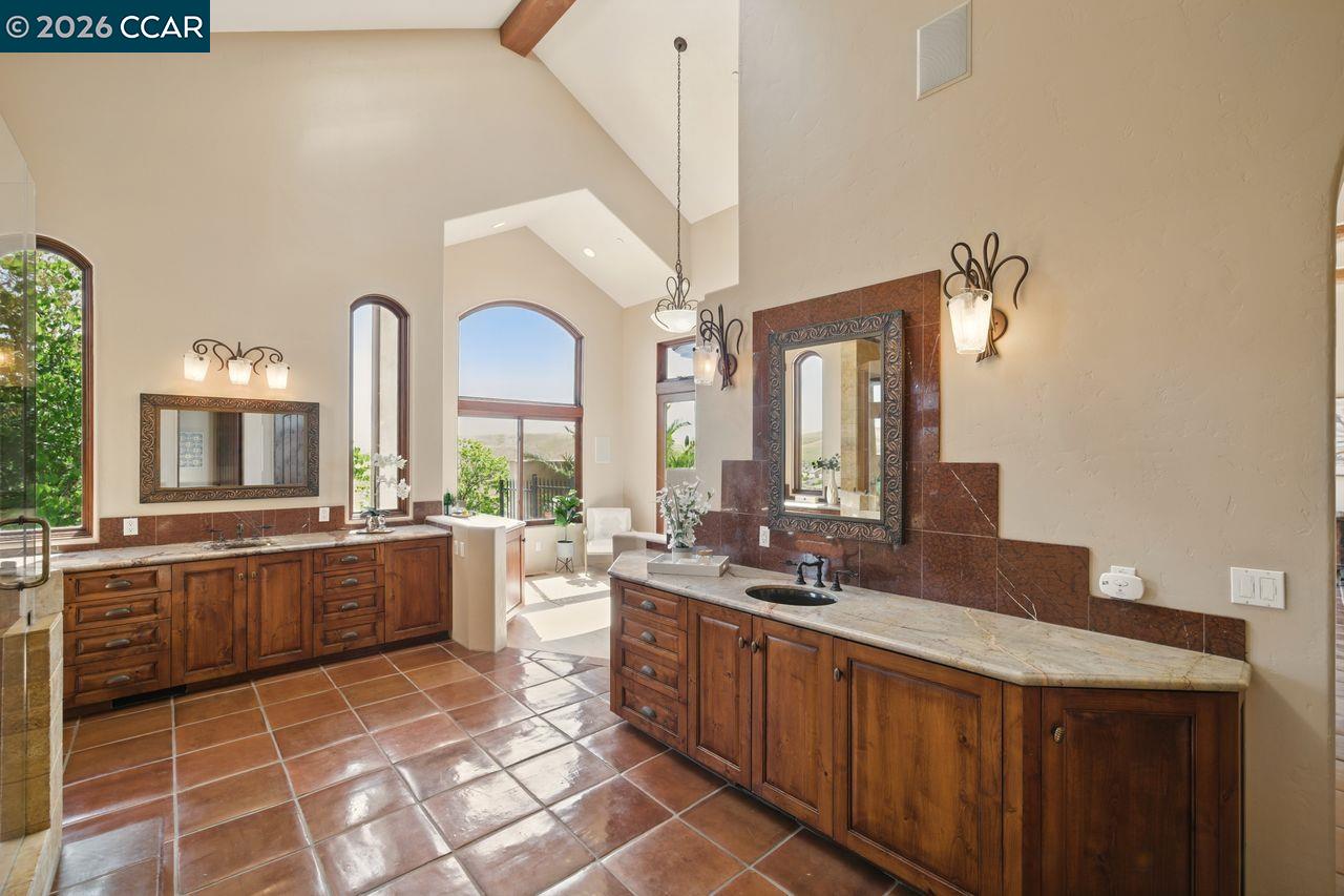 Detail Gallery Image 30 of 60 For 1615 Lawrence Rd, Danville,  CA 94506 - 4 Beds | 5/1 Baths