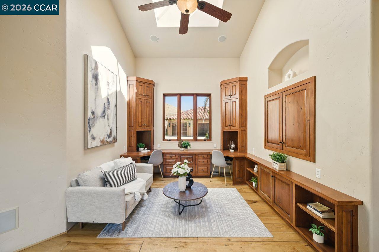 Detail Gallery Image 31 of 60 For 1615 Lawrence Rd, Danville,  CA 94506 - 4 Beds | 5/1 Baths