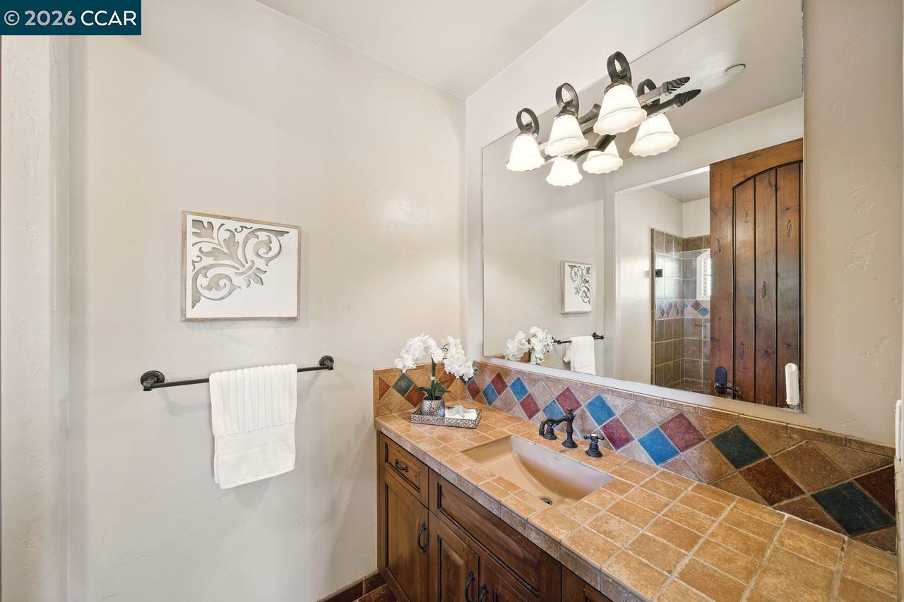 Detail Gallery Image 38 of 60 For 1615 Lawrence Rd, Danville,  CA 94506 - 4 Beds | 5/1 Baths