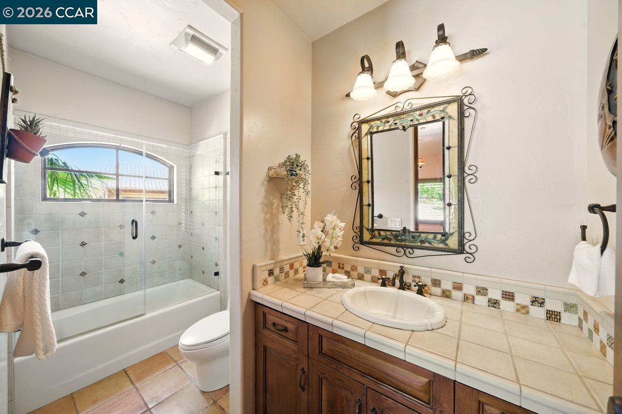 Detail Gallery Image 40 of 60 For 1615 Lawrence Rd, Danville,  CA 94506 - 4 Beds | 5/1 Baths