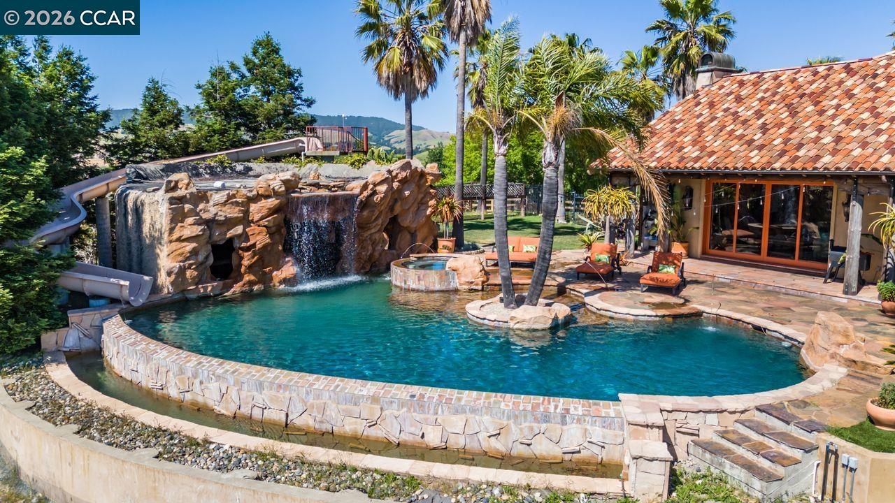 Detail Gallery Image 47 of 60 For 1615 Lawrence Rd, Danville,  CA 94506 - 4 Beds | 5/1 Baths