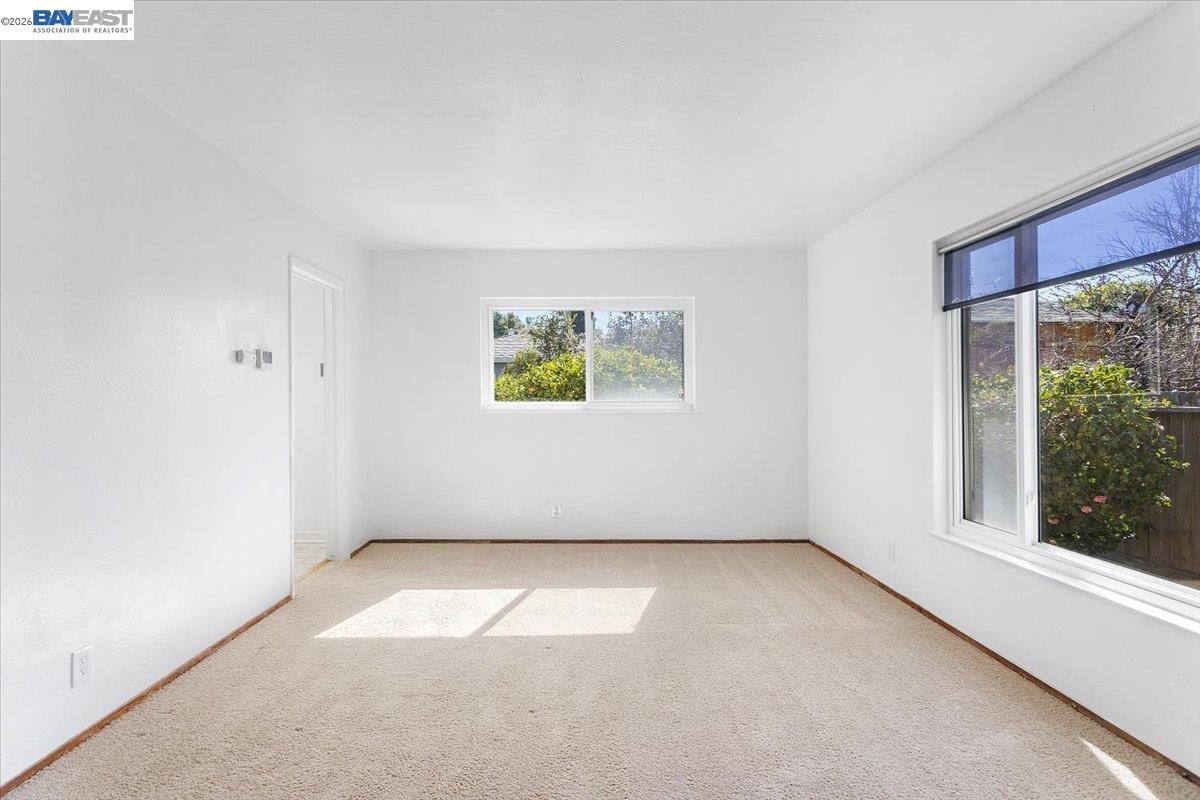 Detail Gallery Image 32 of 53 For 1848 Walnut St., Alameda,  CA 94501 - 4 Beds | 2 Baths