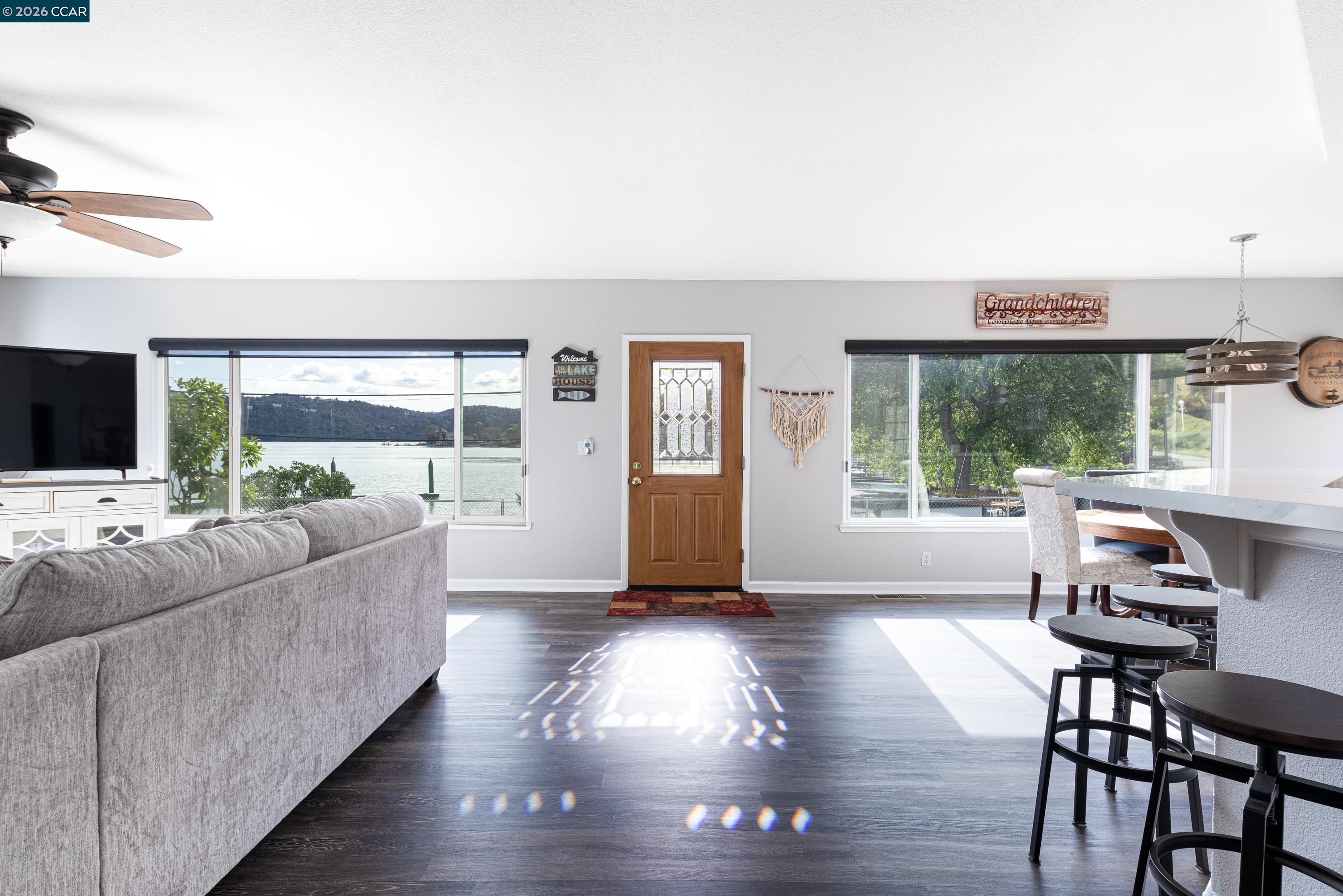 Detail Gallery Image 18 of 45 For 3950 Oakmont Drive, Clearlake,  CA 95422 - 5 Beds | 4 Baths