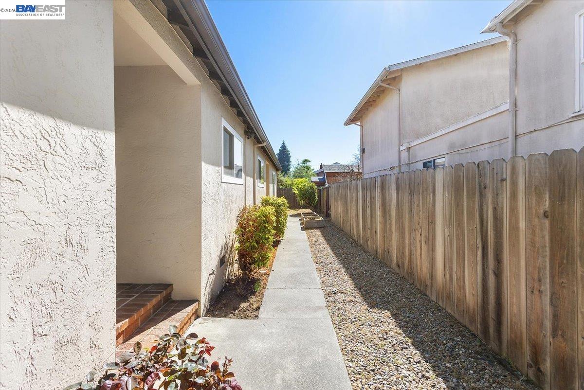 Detail Gallery Image 20 of 53 For 1848 Walnut St., Alameda,  CA 94501 - – Beds | – Baths