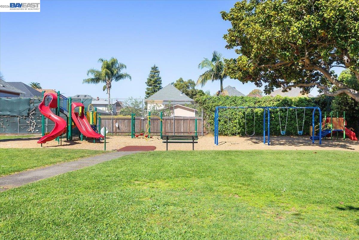 Detail Gallery Image 52 of 53 For 1848 Walnut St., Alameda,  CA 94501 - – Beds | – Baths