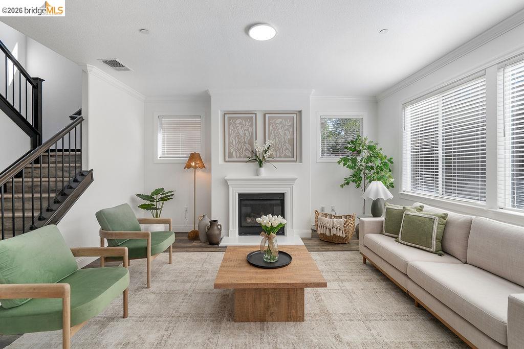 Front Image Thumbnail for EB41128060