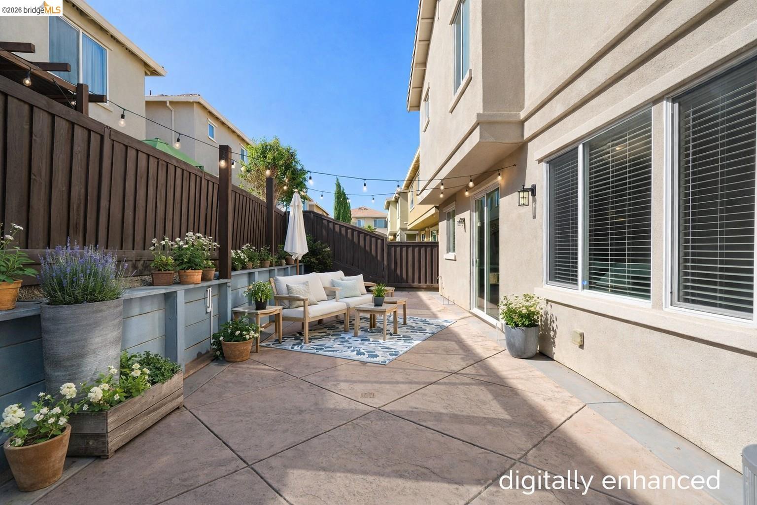 Detail Gallery Image 31 of 35 For 87 Greystone Pl, Pittsburg,  CA 94565 - 5 Beds | 3/1 Baths