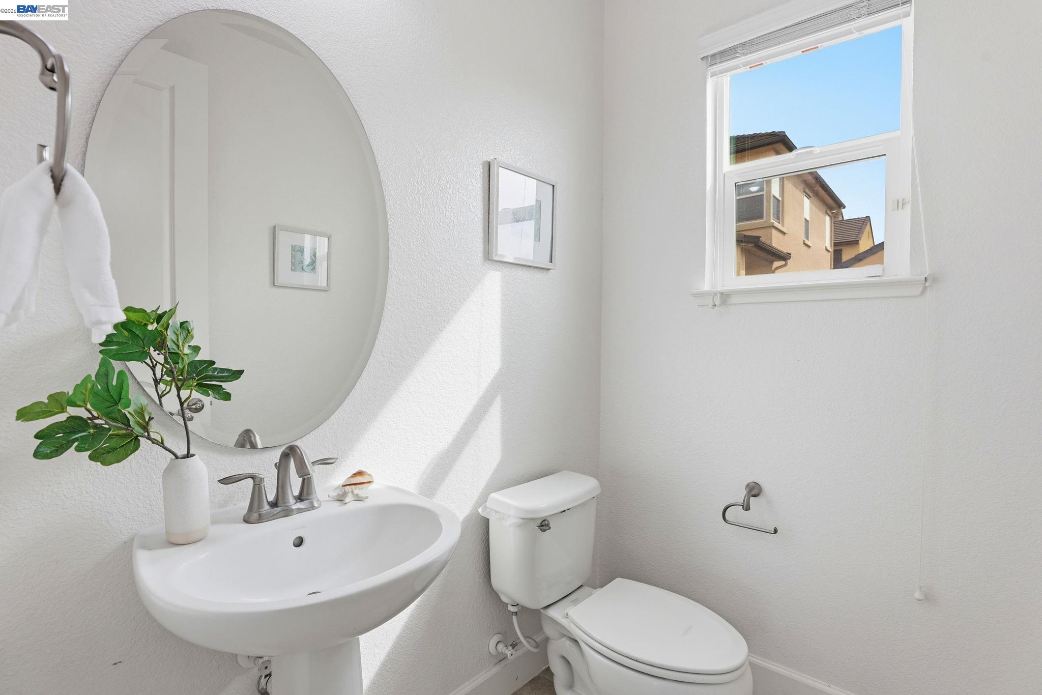 Detail Gallery Image 27 of 44 For 3398 Araldi Ln, Dublin,  CA 94568 - 3 Beds | 3/1 Baths