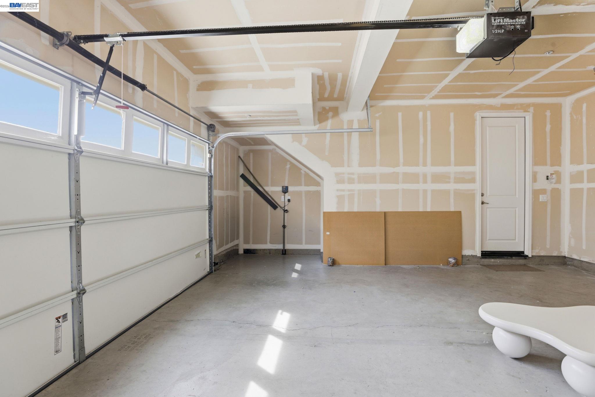 Detail Gallery Image 32 of 44 For 3398 Araldi Ln, Dublin,  CA 94568 - 3 Beds | 3/1 Baths