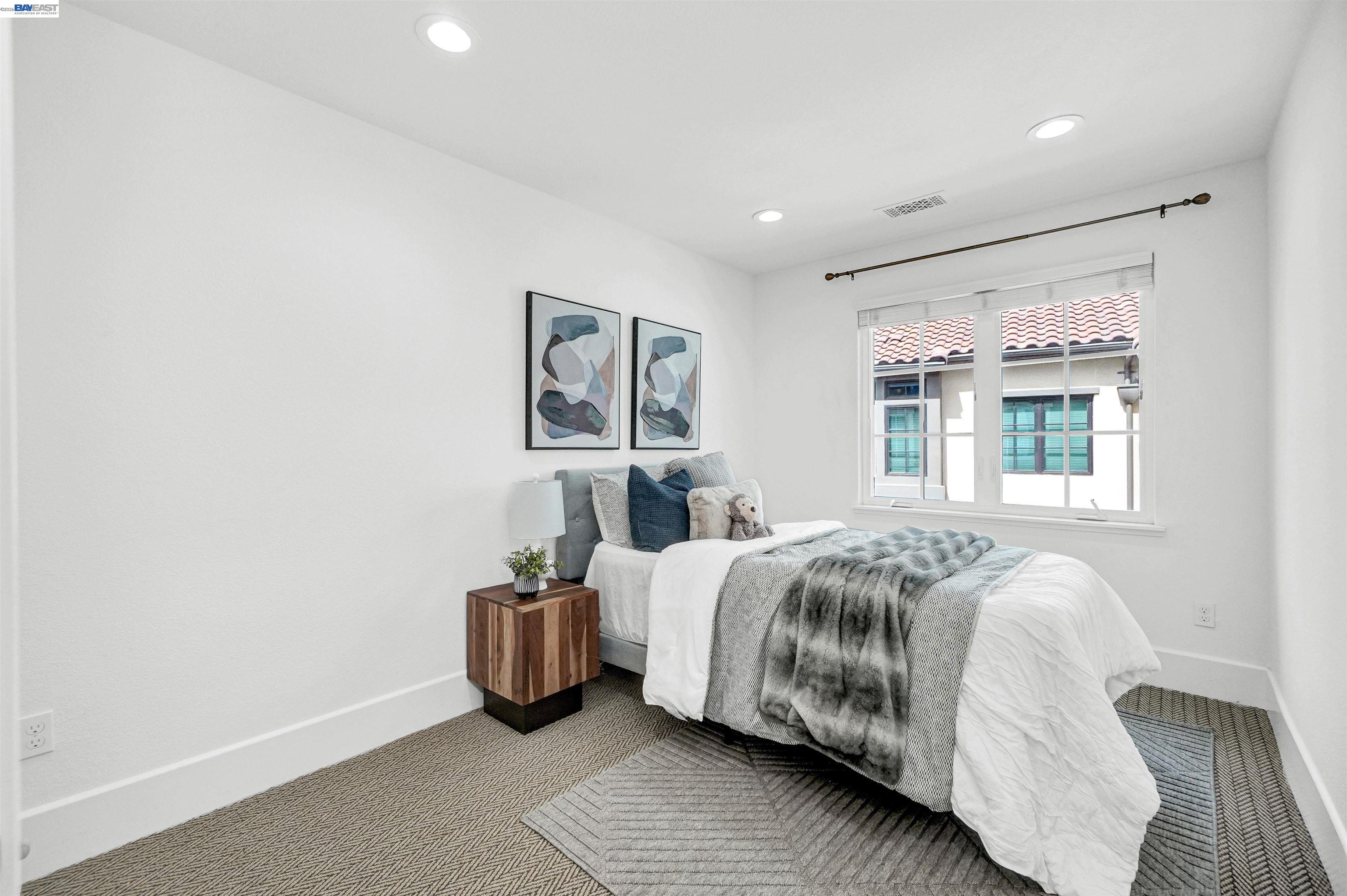 Detail Gallery Image 14 of 34 For 39567 Stevenson Place, Fremont,  CA 94539 - 4 Beds | 3/1 Baths