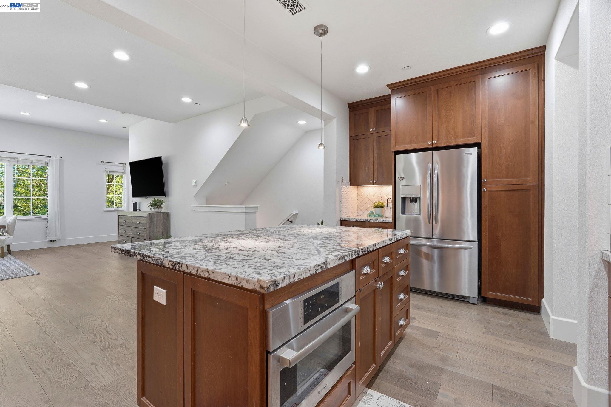 Detail Gallery Image 8 of 34 For 39567 Stevenson Place, Fremont,  CA 94539 - 4 Beds | 3/1 Baths