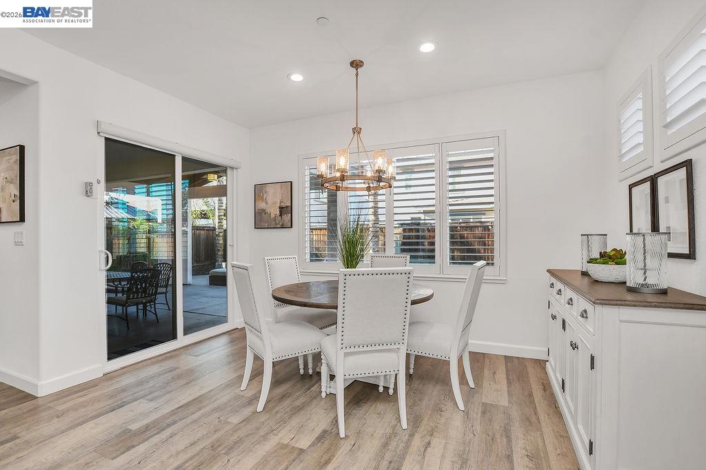 Detail Gallery Image 12 of 49 For 733 Jennifer St, Brentwood,  CA 94513 - 4 Beds | 3/1 Baths