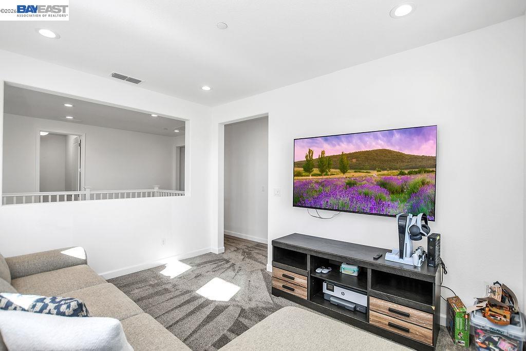 Detail Gallery Image 23 of 49 For 733 Jennifer St, Brentwood,  CA 94513 - 4 Beds | 3/1 Baths