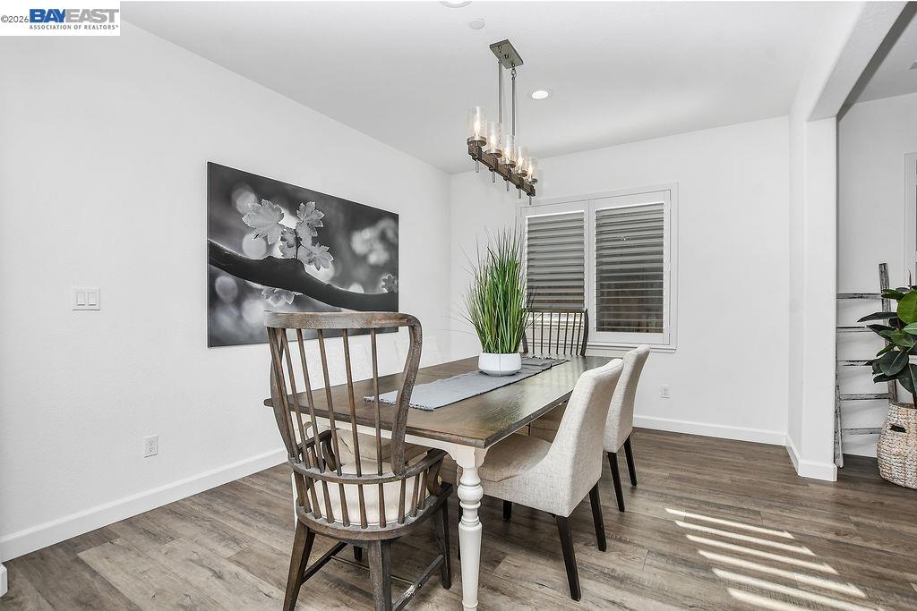 Detail Gallery Image 5 of 49 For 733 Jennifer St, Brentwood,  CA 94513 - 4 Beds | 3/1 Baths