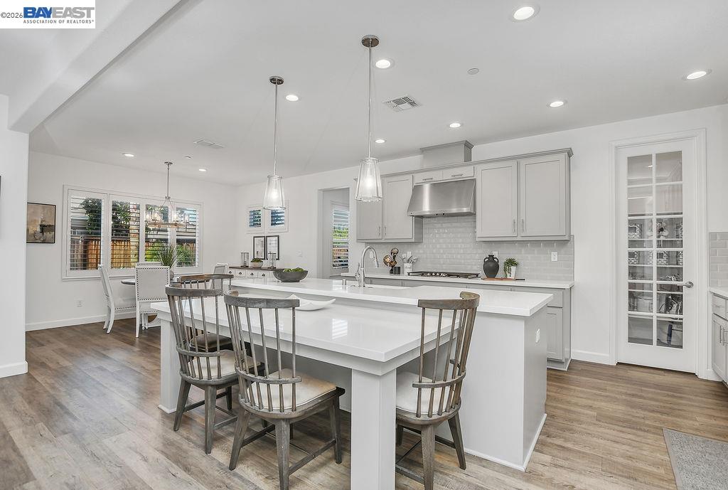 Detail Gallery Image 8 of 49 For 733 Jennifer St, Brentwood,  CA 94513 - 4 Beds | 3/1 Baths