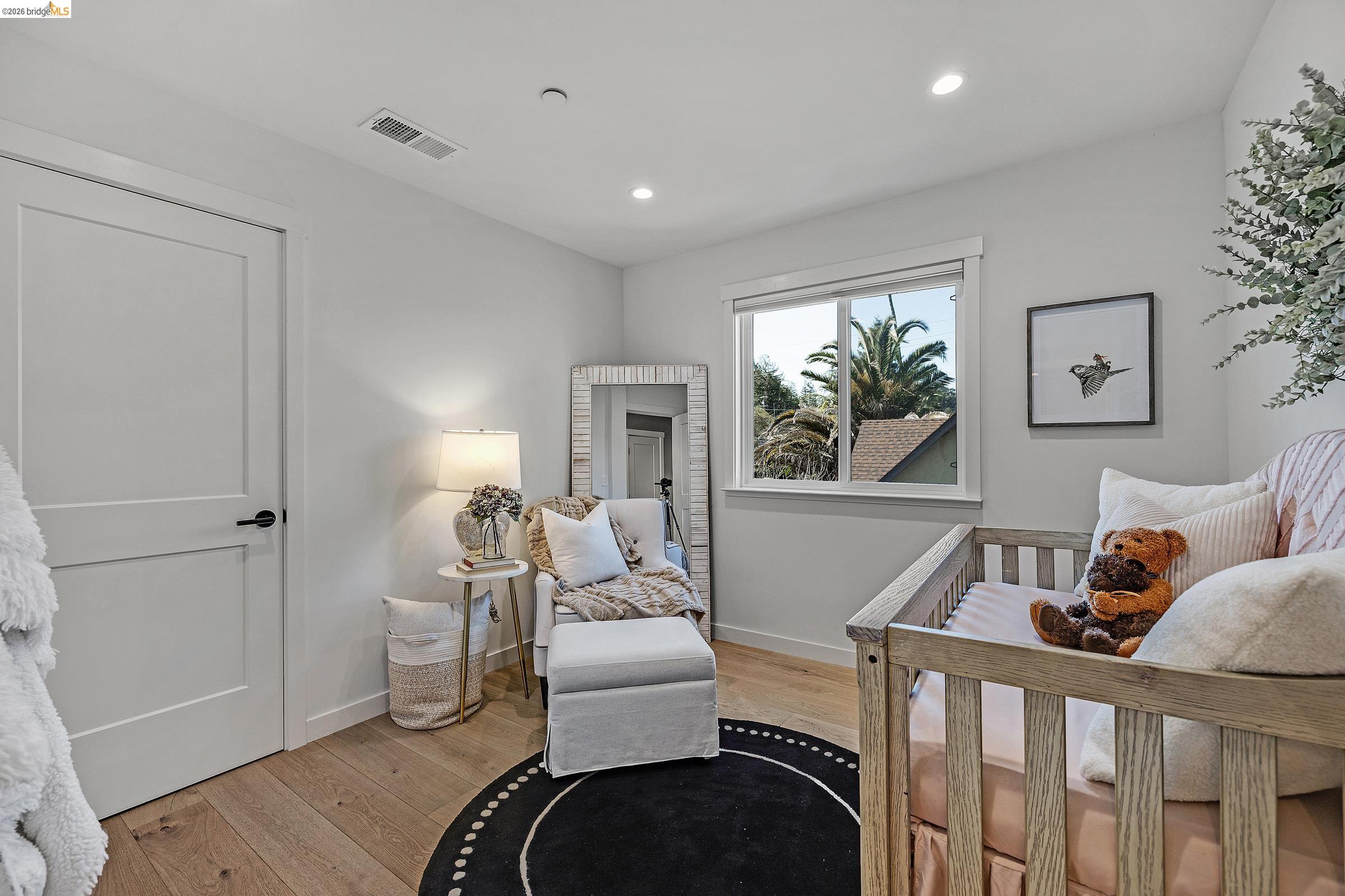 Detail Gallery Image 25 of 33 For 1424 Sunnyslope Ave, Belmont,  CA 94002 - 4 Beds | 2 Baths