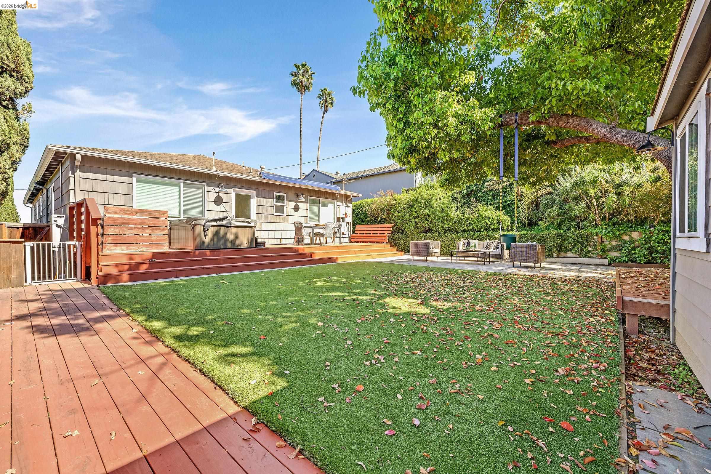 Detail Gallery Image 29 of 33 For 1424 Sunnyslope Ave, Belmont,  CA 94002 - 4 Beds | 2 Baths