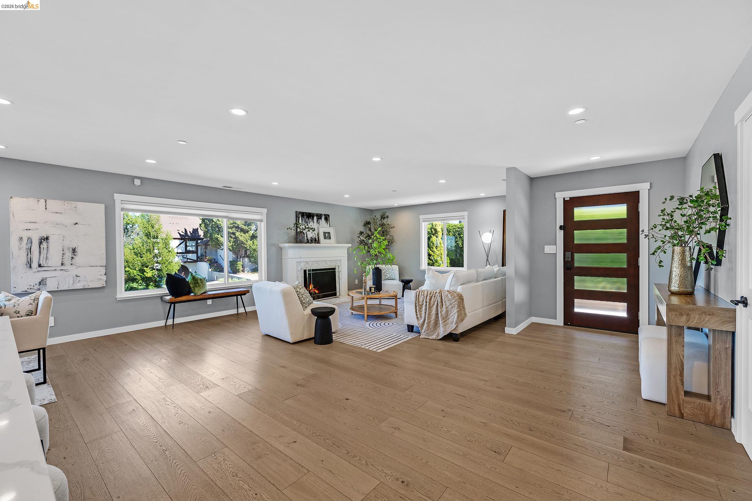 Detail Gallery Image 6 of 33 For 1424 Sunnyslope Ave, Belmont,  CA 94002 - 4 Beds | 2 Baths