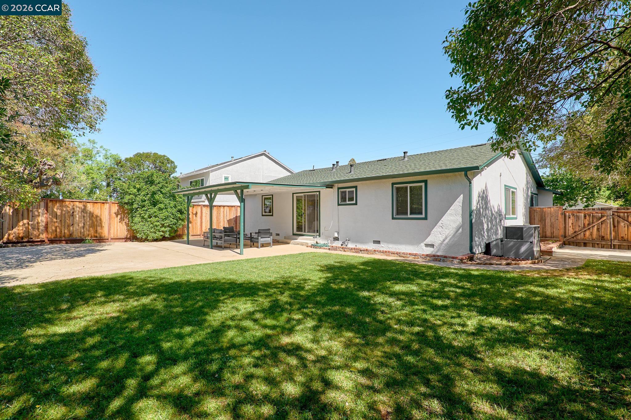 Detail Gallery Image 22 of 27 For 5520 Alaska Dr, Concord,  CA 94521 - 3 Beds | 2 Baths