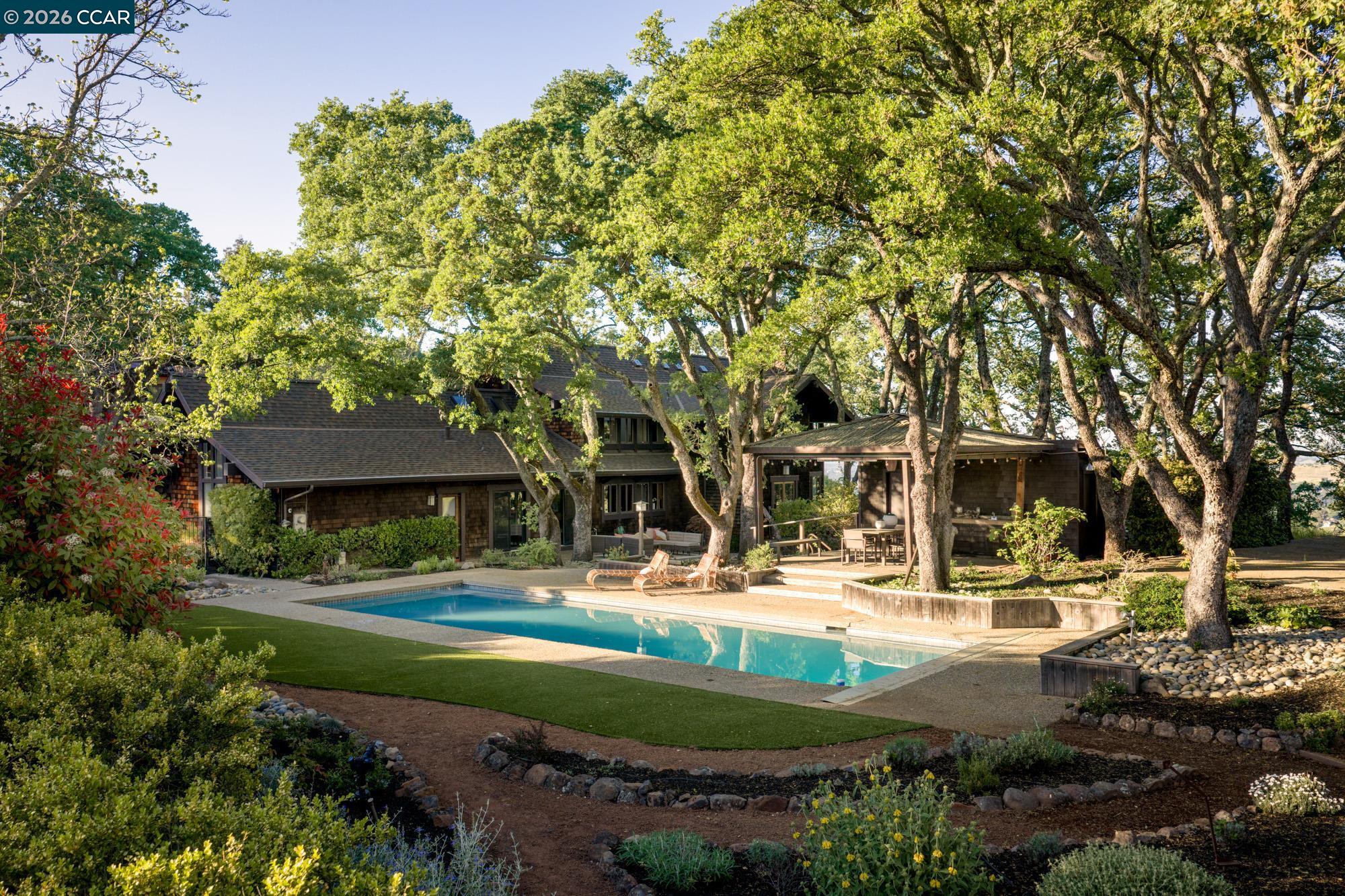 Detail Gallery Image 47 of 57 For 289 Castle Crest Rd, Alamo,  CA 94507 - 4 Beds | 3 Baths