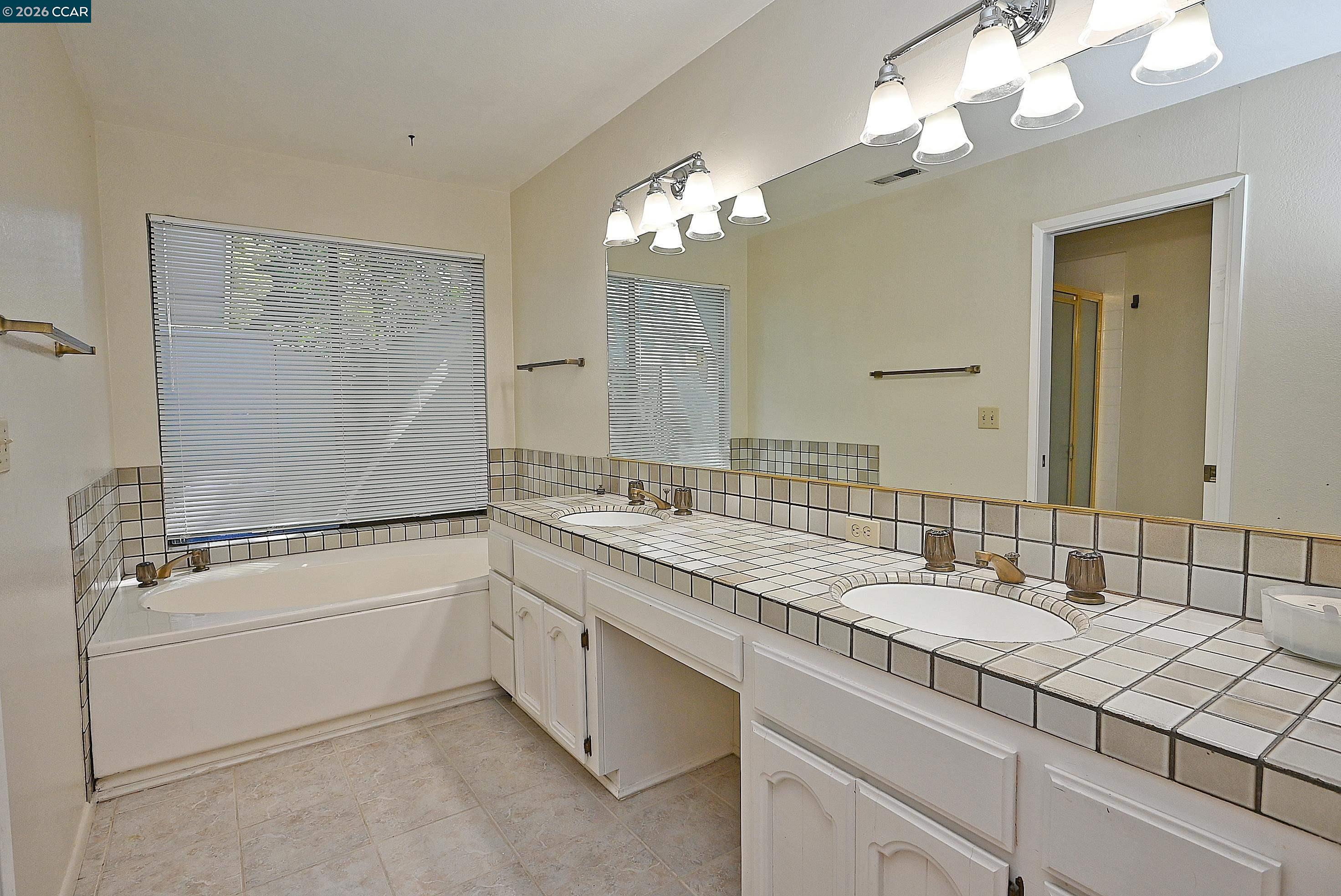 Detail Gallery Image 18 of 35 For 200 Powhattan Ct, Danville,  CA 94526 - 3 Beds | 2 Baths