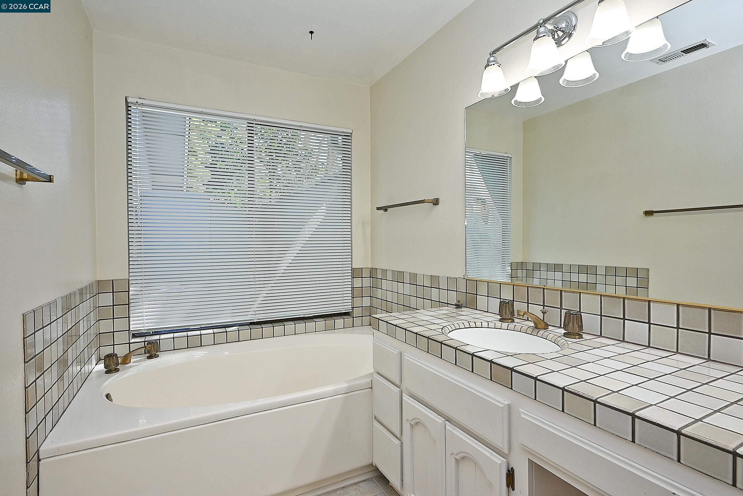 Detail Gallery Image 20 of 35 For 200 Powhattan Ct, Danville,  CA 94526 - 3 Beds | 2 Baths