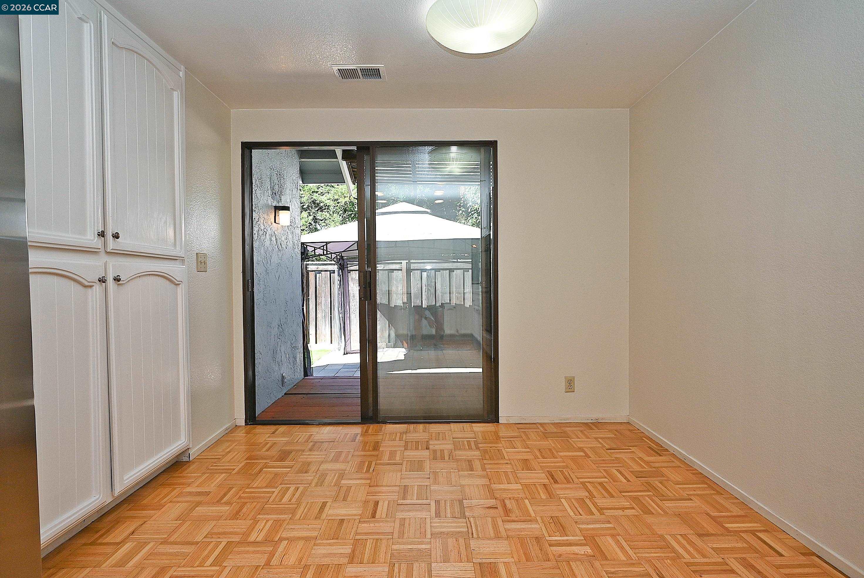 Detail Gallery Image 27 of 35 For 200 Powhattan Ct, Danville,  CA 94526 - 3 Beds | 2 Baths