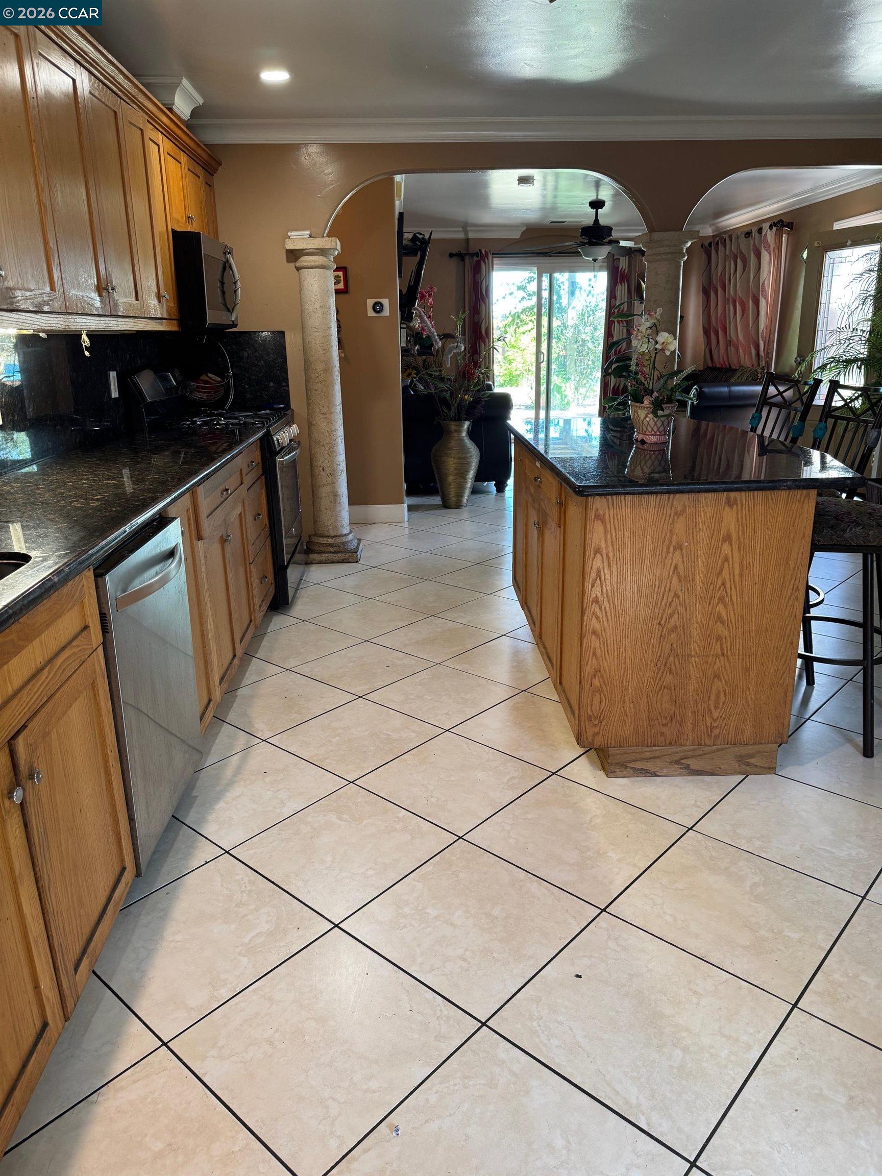 Detail Gallery Image 27 of 43 For 5 Island View Dr, Bay Point,  CA 94565 - 4 Beds | 2 Baths